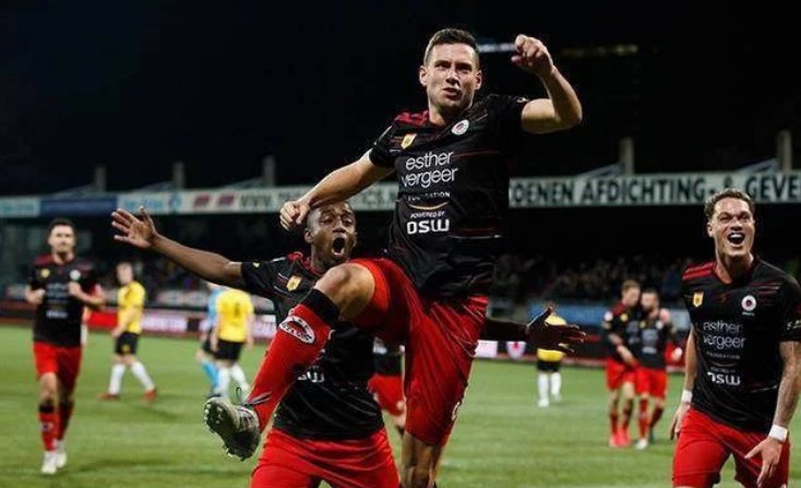 洞是通过这 洞是通过这