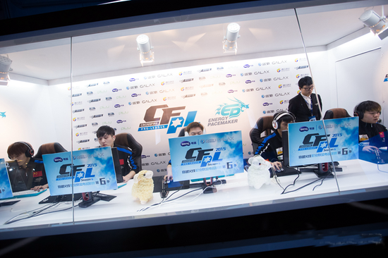 刻上演惊人 刻上演惊人