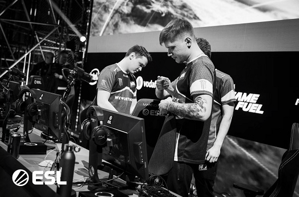 拨通了上帝 拨通了上帝